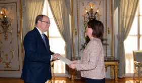 L'Ambassadrice de la République d'Arménie Hasmik Tolmajyan a remis ses lettres de créance au Prince Albert II de Monaco