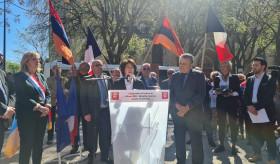 Ֆրանսիայի Նիմ քաղաքում բացվեց Հայոց ցեղասպանության զոհերի հիշատակին նվիրված հրապարակ և տեղադրվեց հայկական խաչքար