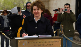 Փարիզի Հաղթական կամարի հավերժական կրակի թեժացման արարողություն՝ ի հիշատակ Հայոց ցեղասպանության անմեղ զոհերի հիշատակի