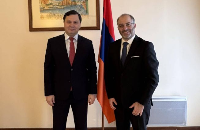 ՀՀ դեսպան Արման Խաչատրյանի հանդիպումըՖրանկոֆոնիայի խաղերի միջազգային կոմիտեի տնօրենի հետ։